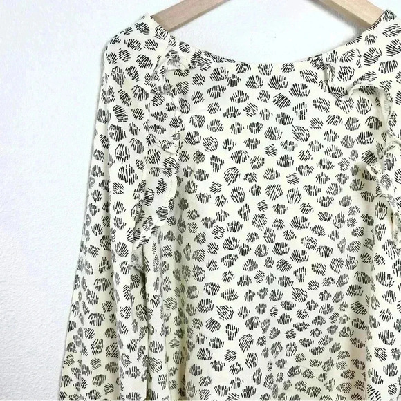 Peek | Girls Cream and Black Ruffle Blouse | Size Small (6/7) - Picture 2 of 10